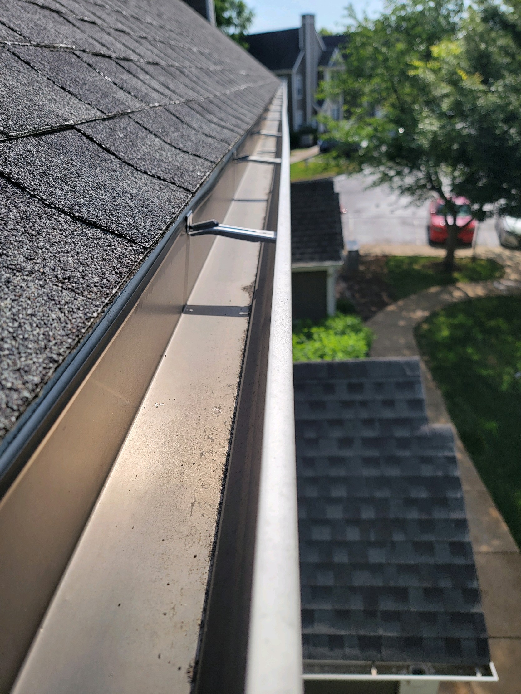 Gutter and Downspout Professional Cleaning in Murfreesboro, TN 